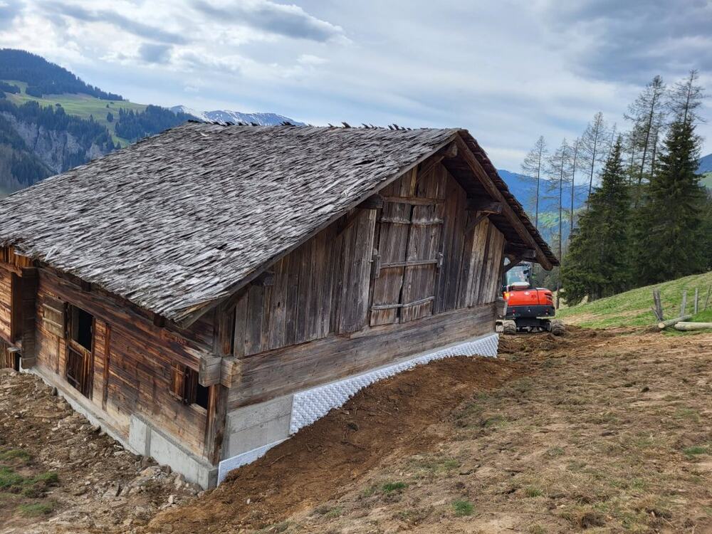 Alphütte neu unterfahren