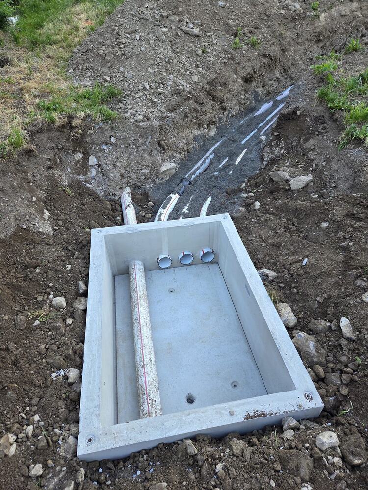Werkleitung mit Kabelschacht